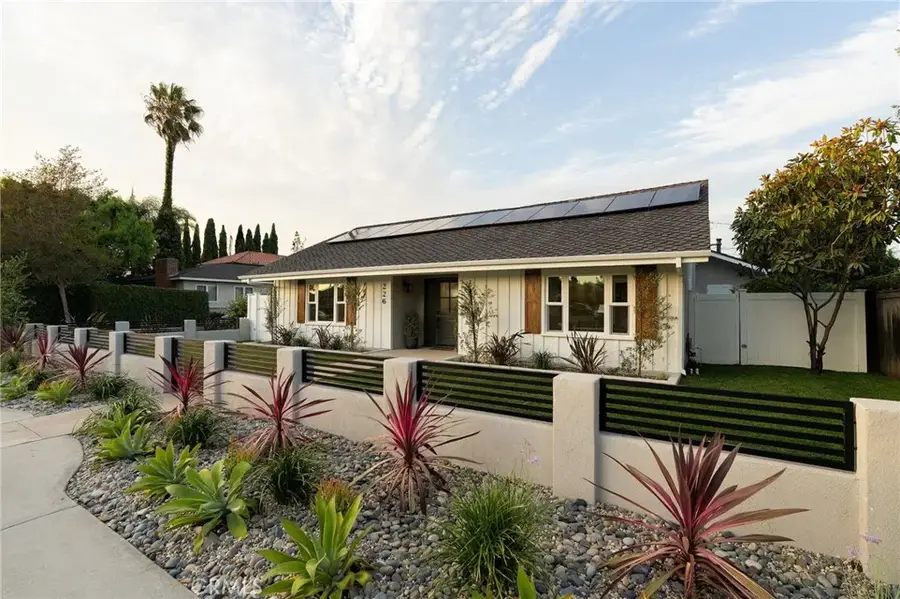 226 Santa Isabel Ave, Costa Mesa, CA 92627 - #3