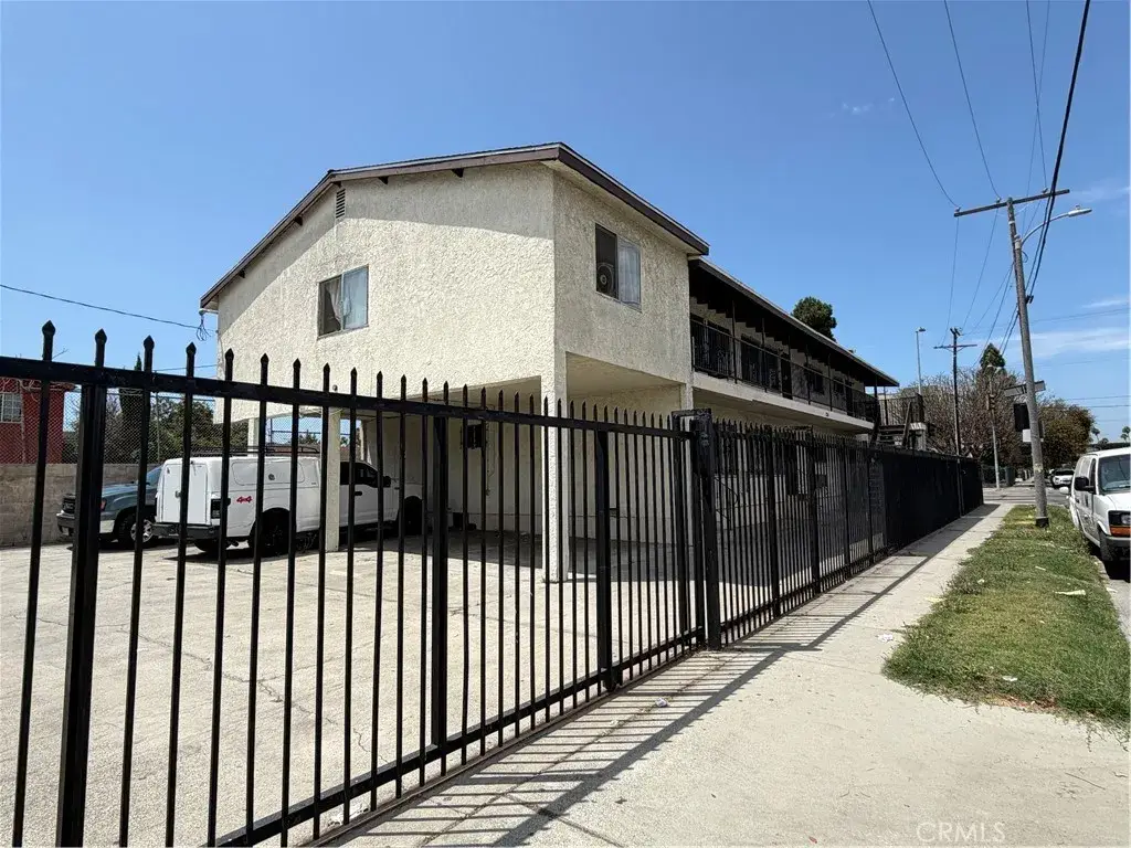 254 W 83rd Street, Los Angeles, CA 90003 - #1