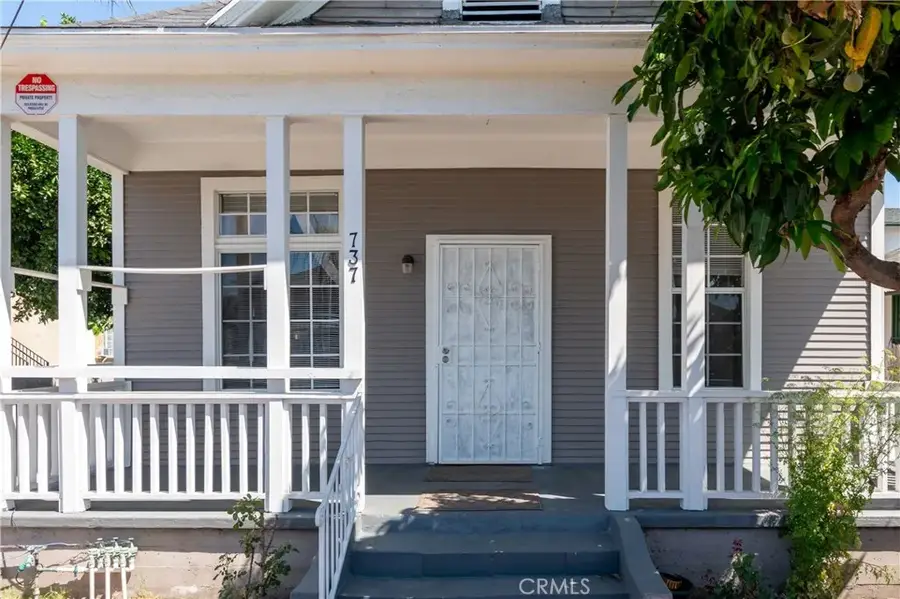 737 E 47th Street, Los Angeles, CA 90011 - #2