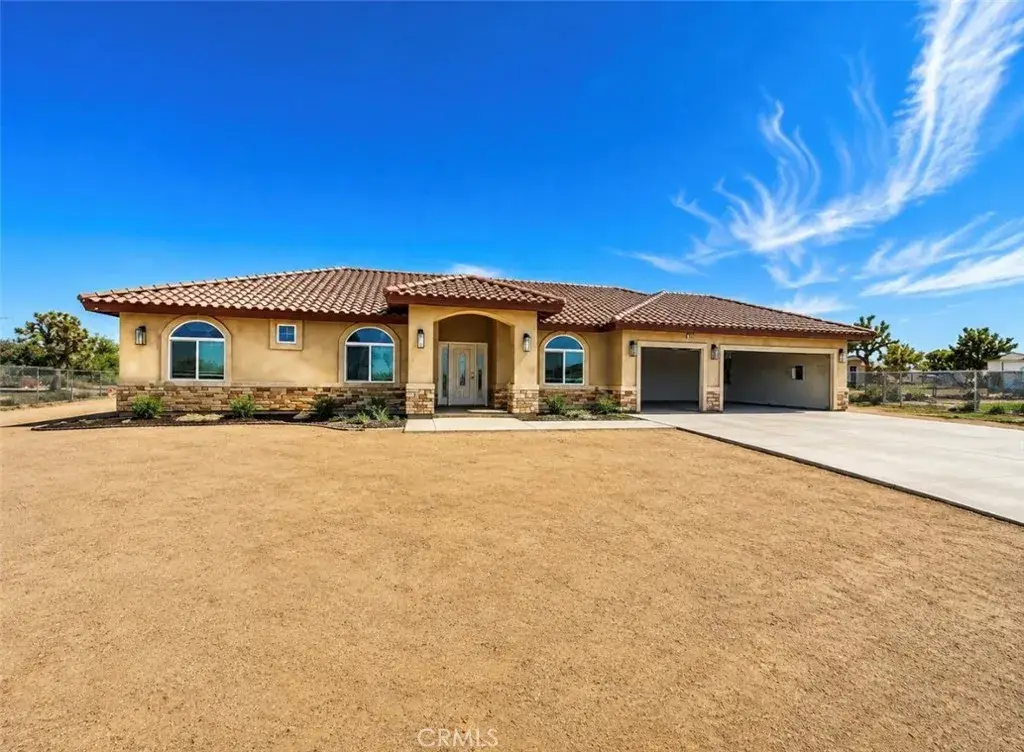 14749 Sultana, Hesperia, CA 92345 - #1