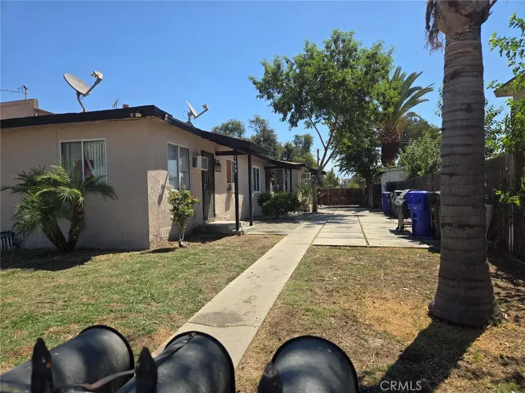 1455-1457-59 N G, San Bernardino, CA 92405 - #1
