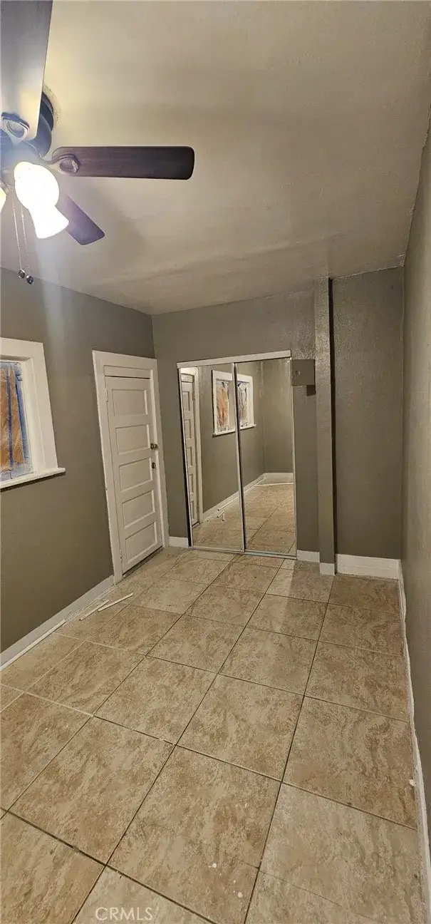 535 W 54th St, Los Angeles, CA 90037 - #3