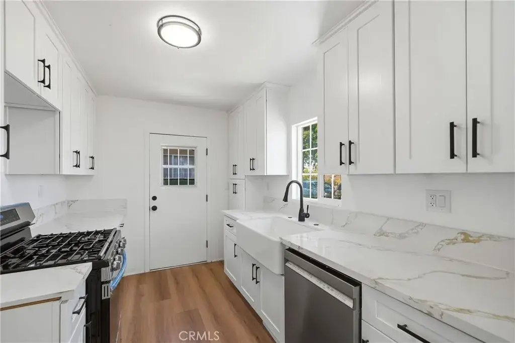 2114 N Bahama Avenue, Los Angeles, CA 90059 - #1