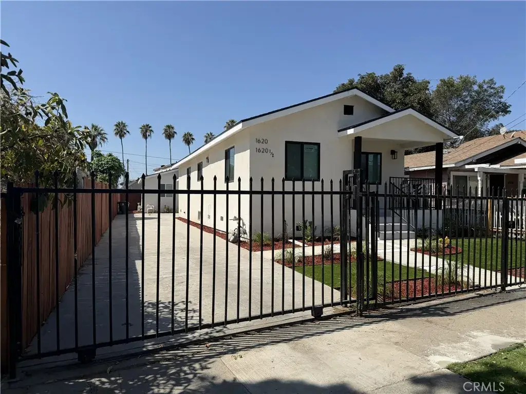 1620 E 33rd, Los Angeles, CA 90011 - #1
