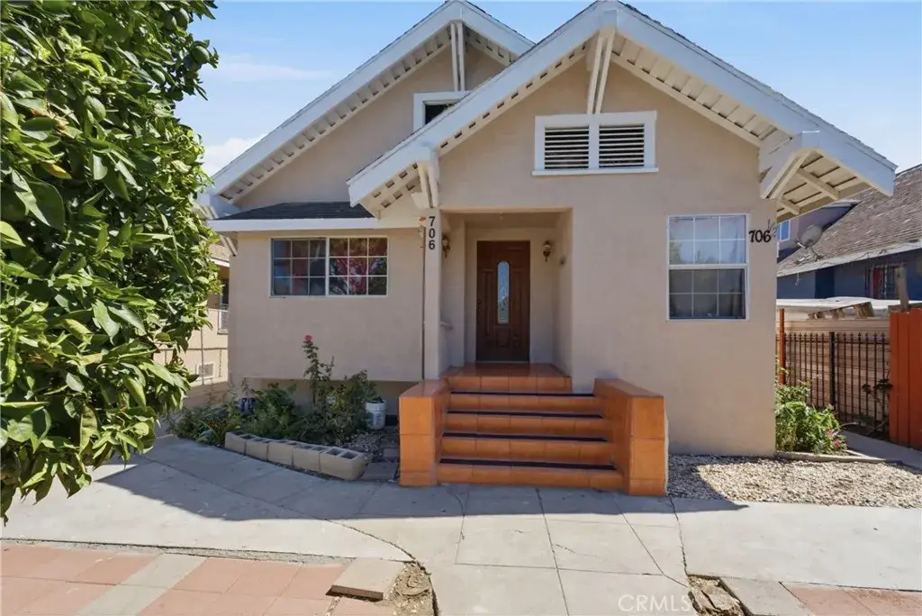 706 W 42nd, Los Angeles, CA 90037 - #1