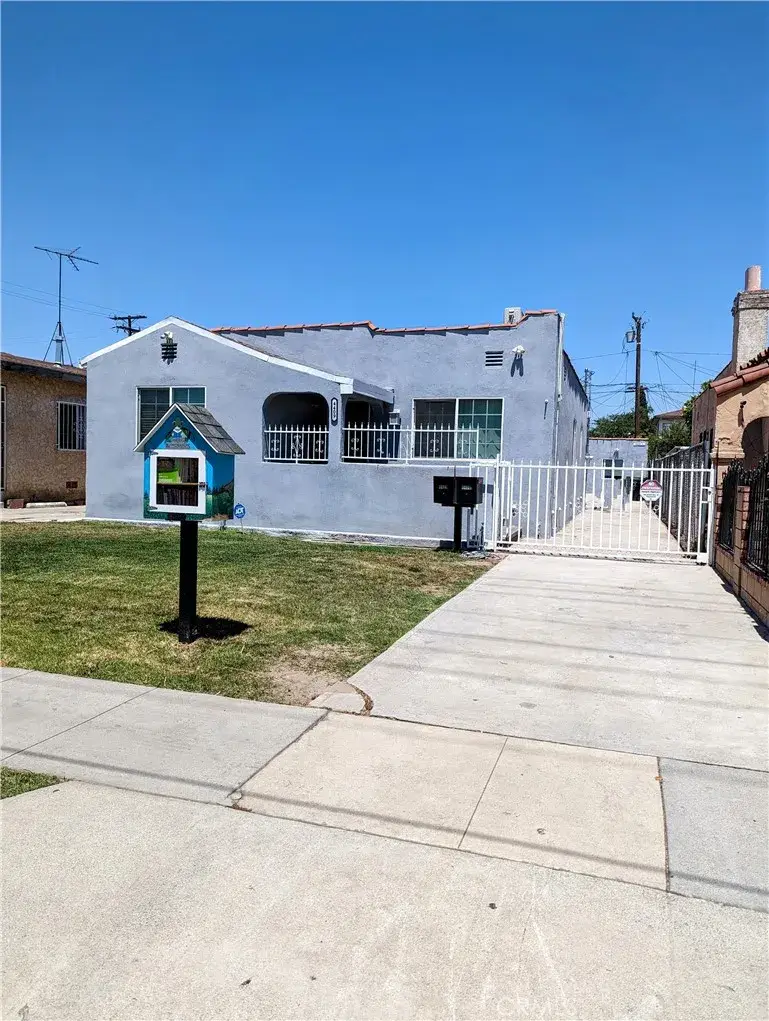 4409 E 56th, Maywood, CA 90270 - #1