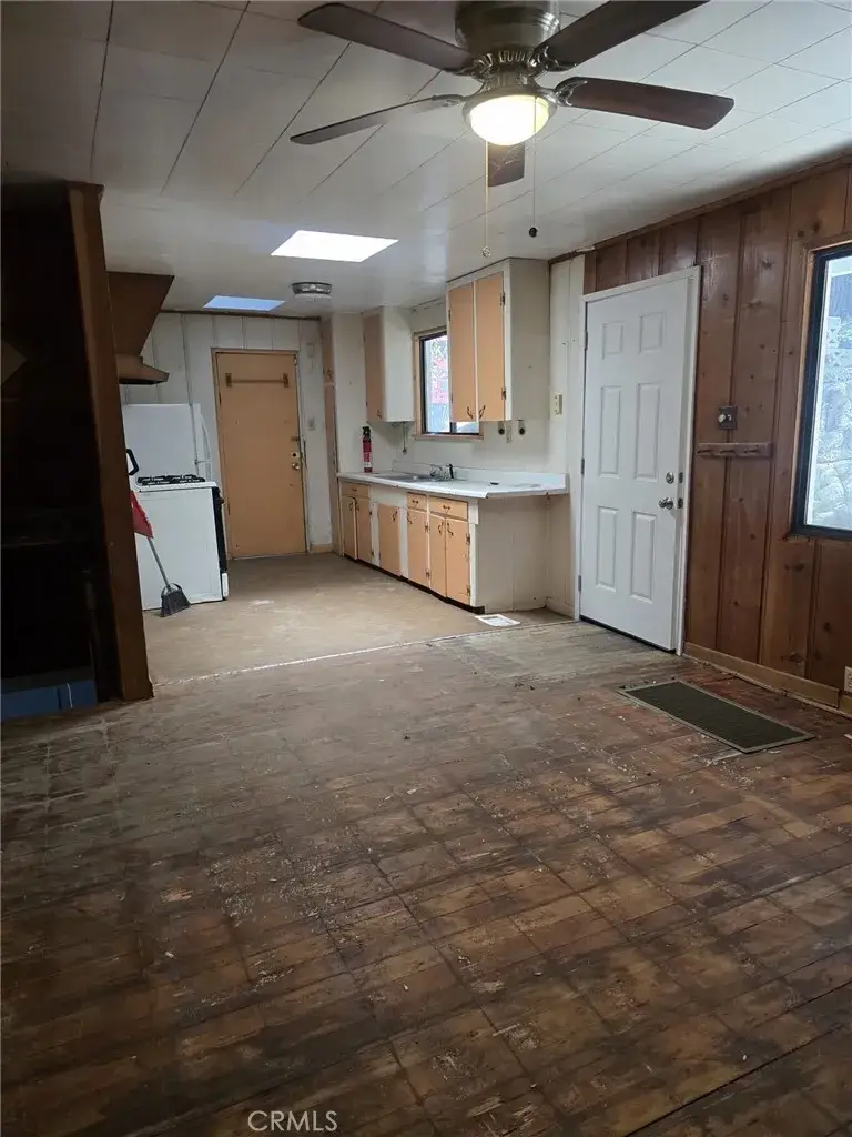 752 Big Oak, Crestline, CA 92325 - #2