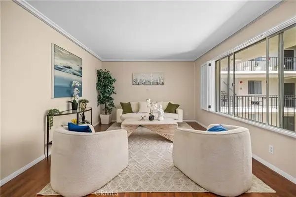2772 E 2nd Street #E2, Long Beach, CA 90803