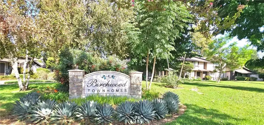 7552 Corbin Avenue #4, Reseda, CA 91335 - #2