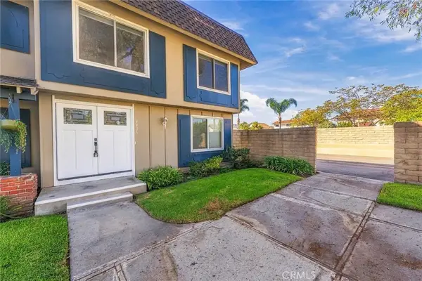 4435 Larwin, Cypress, CA 90630
