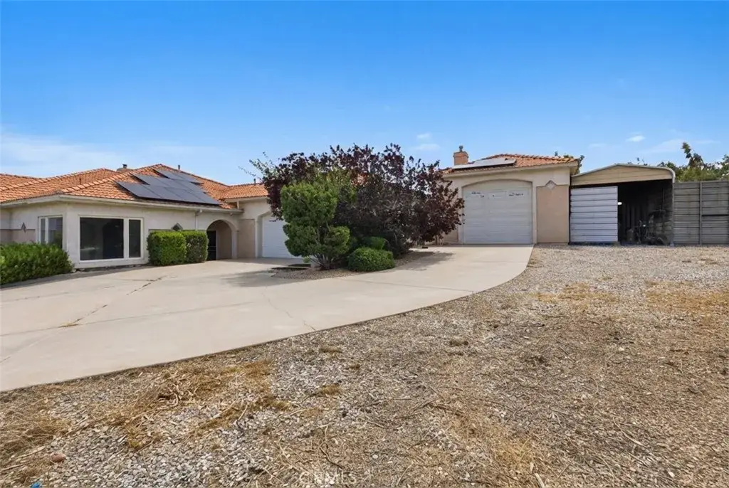 10234 Clover Drive, Hesperia, CA 92344 - #1