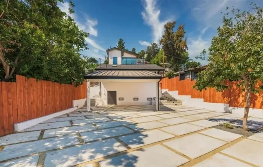 2290 Riverside Drive, Los Angeles, CA 90039 - #2