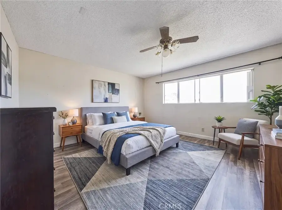 915 E 41st, Los Angeles, CA 90011 - #2