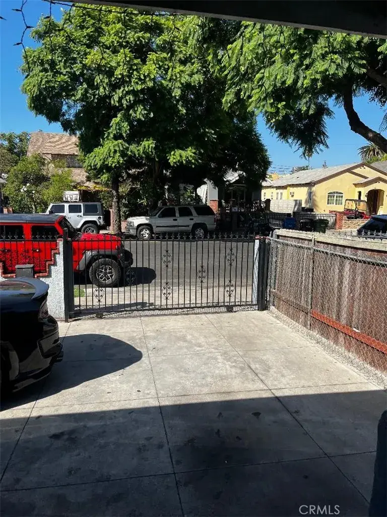 718 W 43rd Place, Los Angeles, CA 90037 - #2