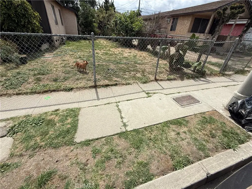 10726 Weigand, Los Angeles, CA 90059 - #1