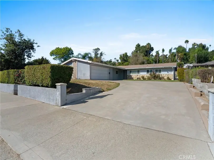 901 Val Vista, Pomona, CA 91768 - #3