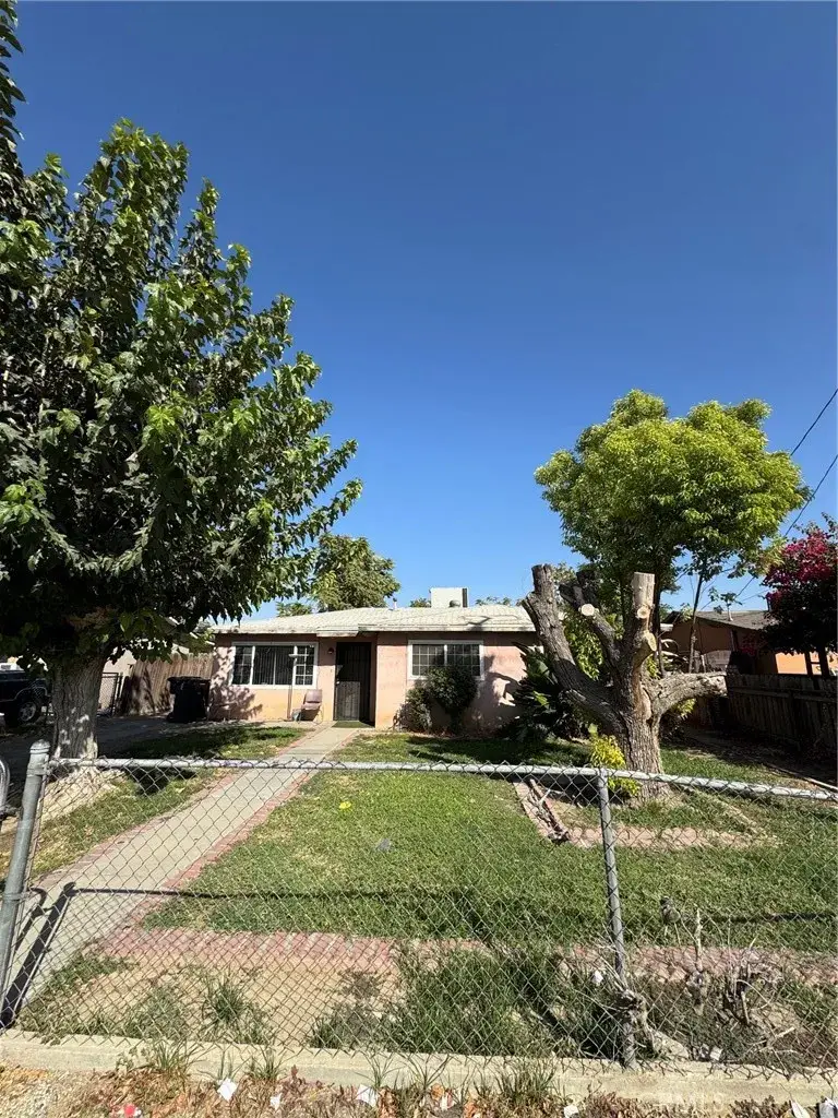 1605 Madison, Bakersfield, CA 93307 - #1