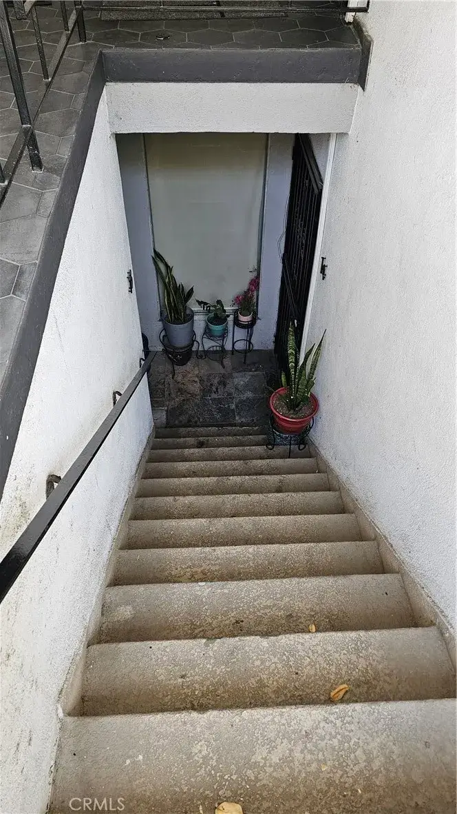 4431 Don Ricardo Dr #13, Los Angeles, CA 90008 - #3