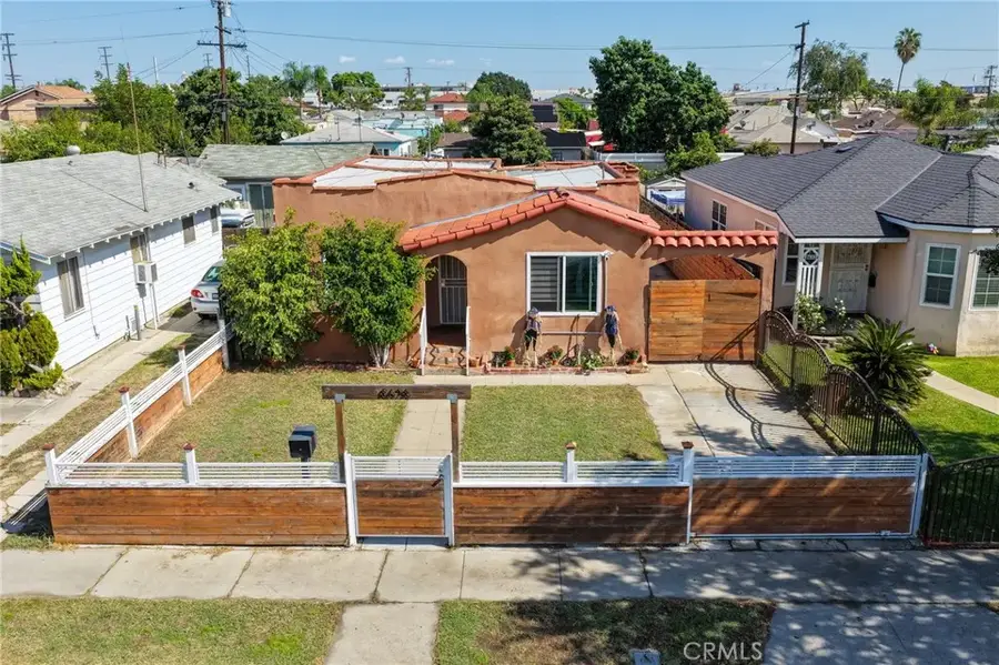 8628 San Juan Avenue, South Gate, CA 90280 - #2