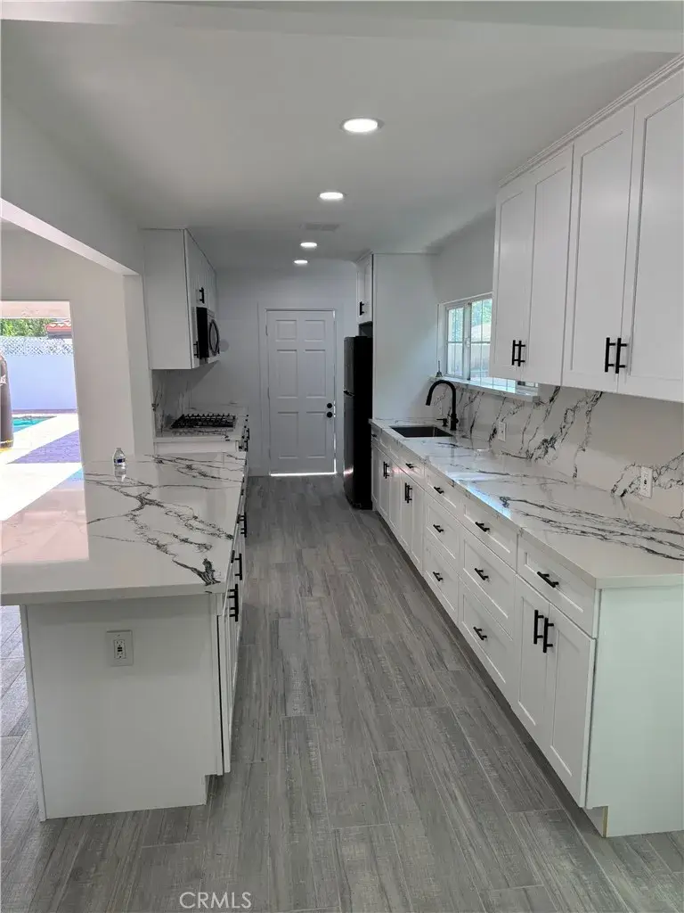 5230 Seville, Encino, CA 91436 - #3