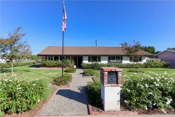 501 E Sunny Hills Road, Fullerton, CA 92835