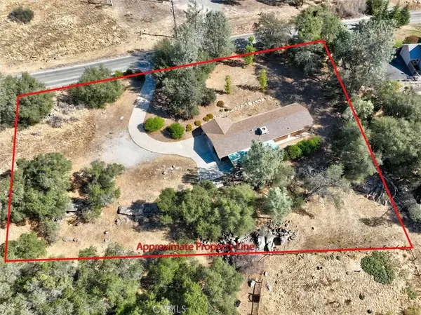 31200 Revis Road, Coarsegold, CA 93614