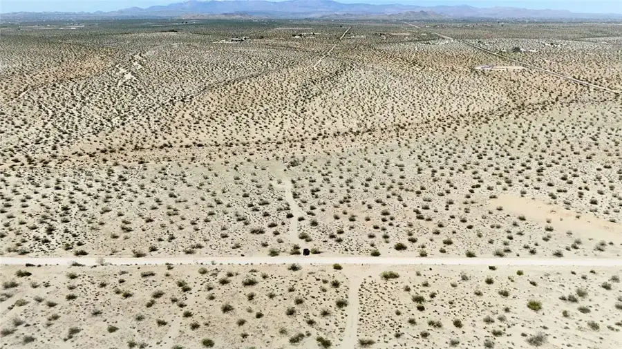 1120 Sunever, Joshua Tree, CA 92252 - Image #3