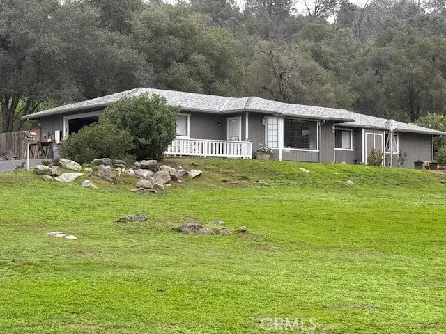 30717 Seminole Drive, Coarsegold, CA 93614 - Image #2