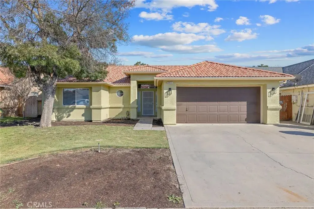 2411 Cottonwood Drive, Hanford, CA 93230 - Image #1