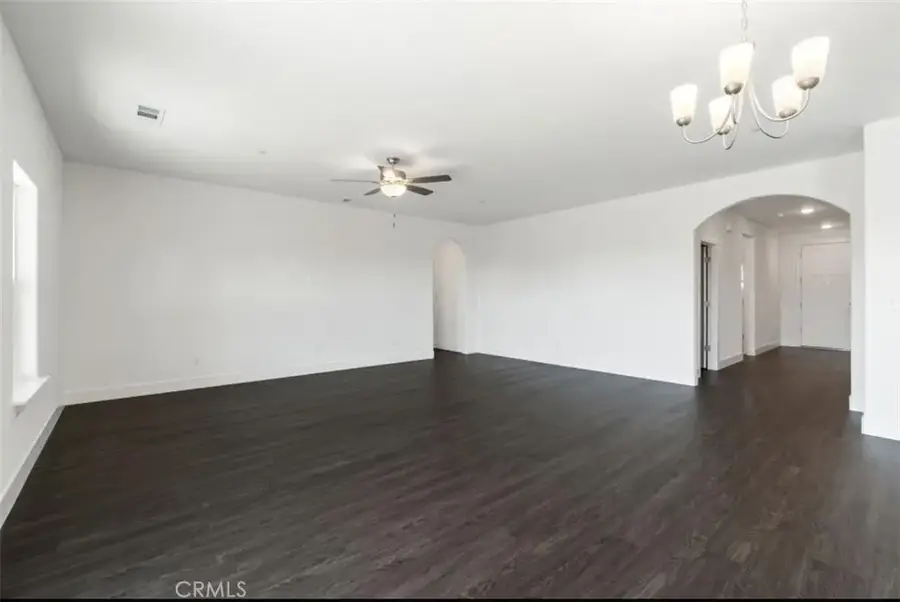 1207 Via Valencia, Madera, CA 93637 - #3