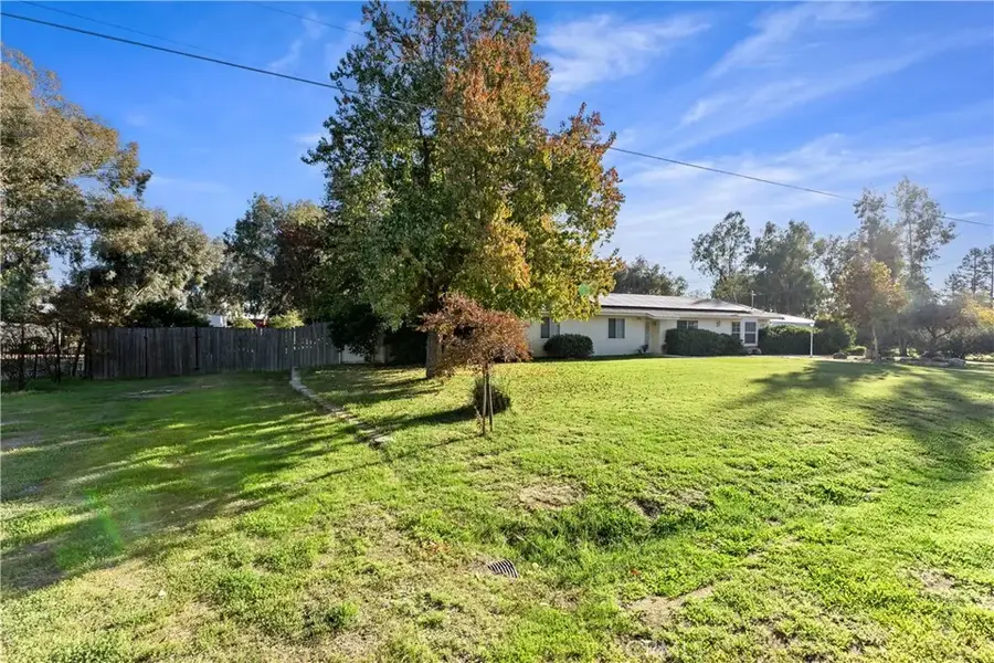36740 Kensington Drive, Madera, CA 93636 - Image #2