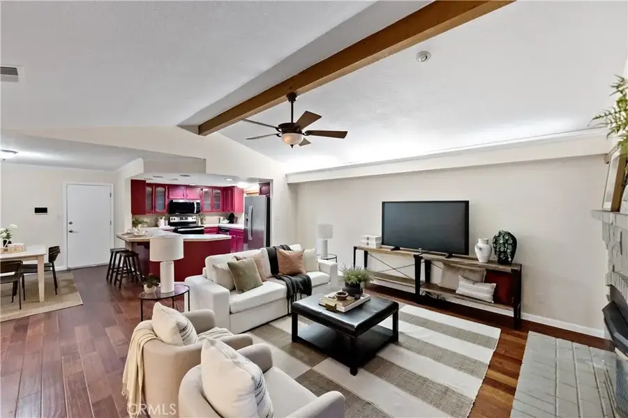 304 E Omaha Avenue, Fresno, CA 93720 - Image #3