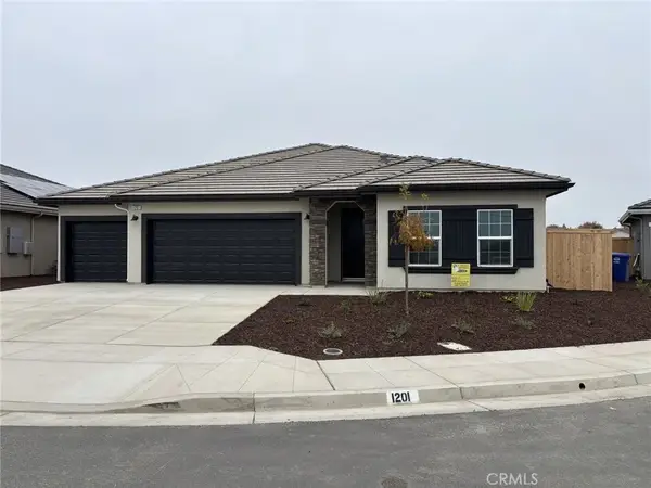 1201 Via Valencia Drive, Madera, CA 93637