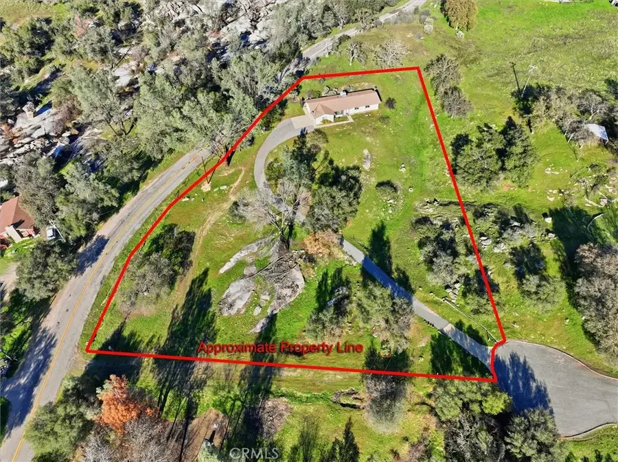29951 N Lilley Way, Coarsegold, CA 93614 - Image #2