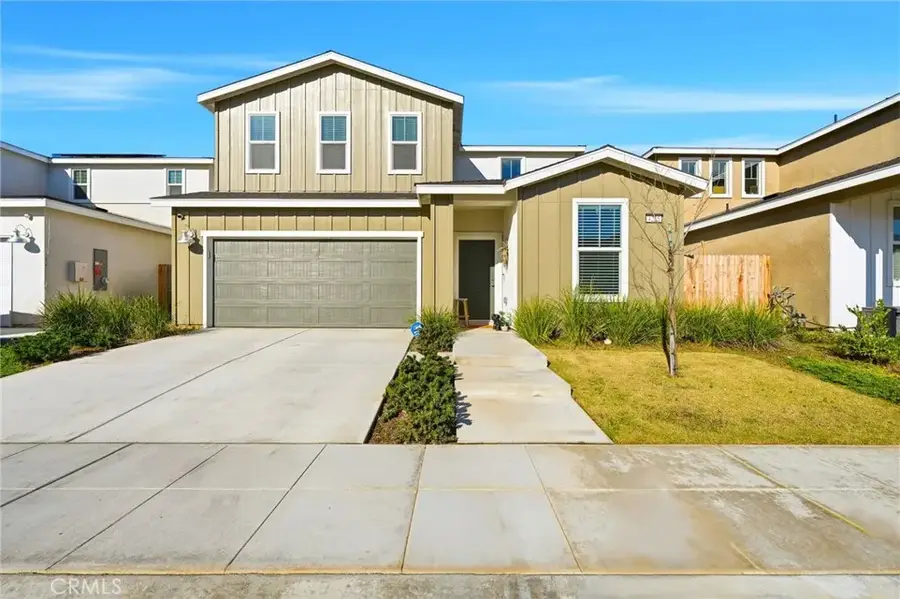 4225 Hampton, Clovis, CA 93619 - Image #2