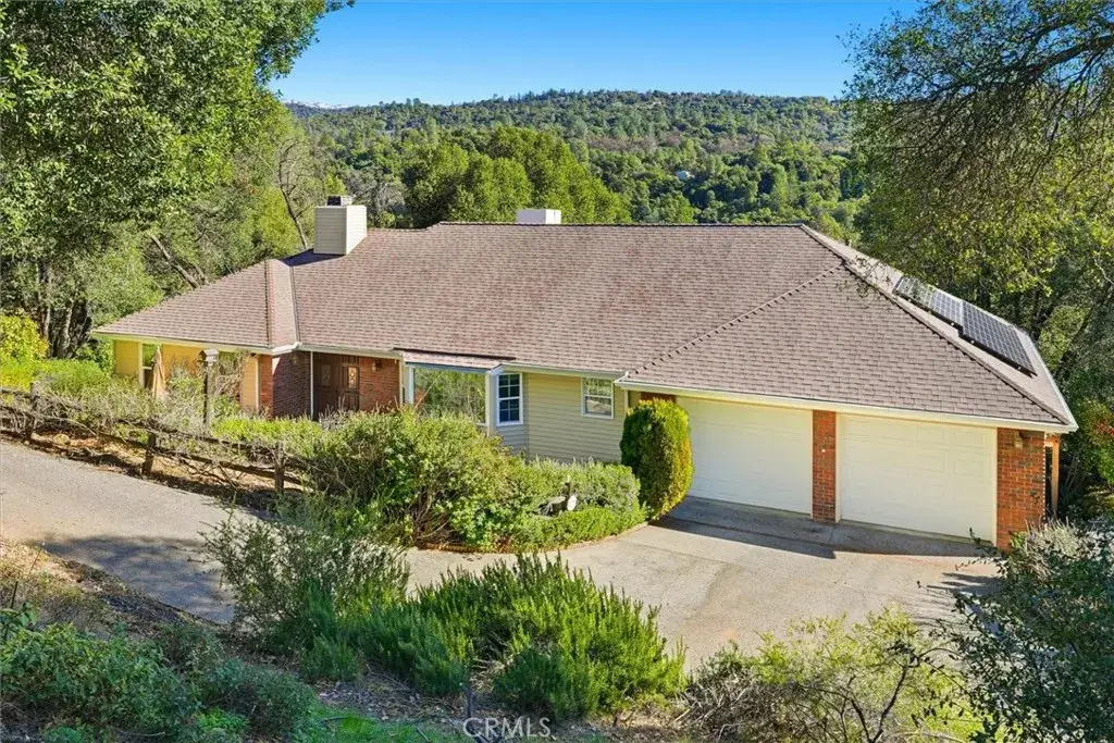 39309 Forest Park Lane, Oakhurst, CA 93644 - Image #1