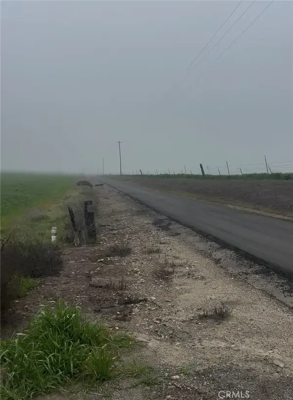 12010 E Childs, Le Grand, CA 95333