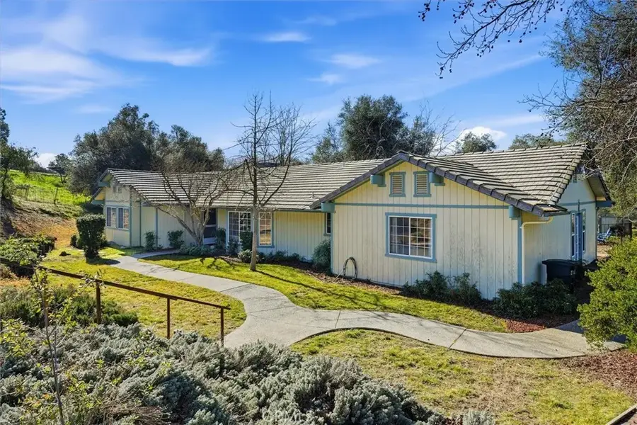 42406 Windy Gap, Ahwahnee, CA 93601 - #2