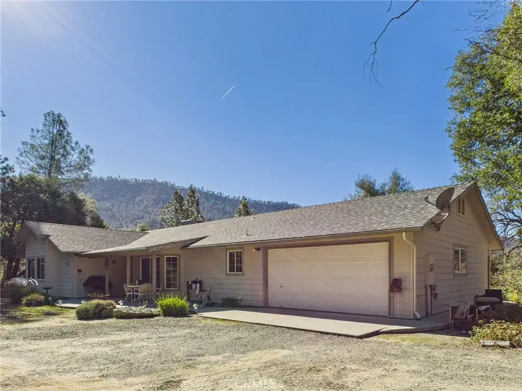 37550 Mountain Lakes, Oakhurst, CA 93644 - #1