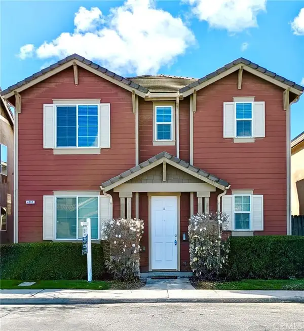 4361 W Artemisa, Fresno, CA 93722