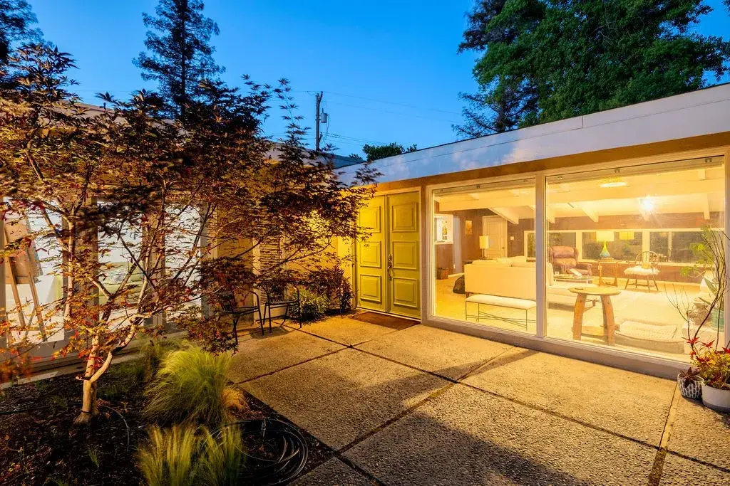 1264 W Celeste, Fresno, CA 93711 - #1