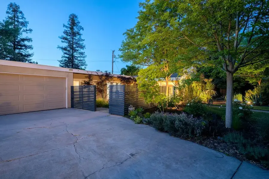 1264 W Celeste, Fresno, CA 93711 - #3