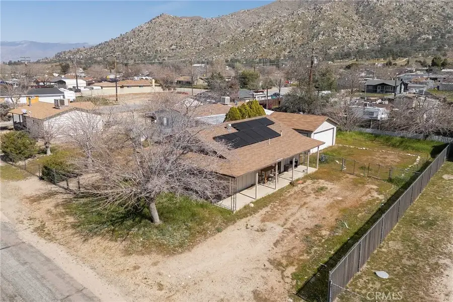 2708 Claire, Mountain Mesa, CA 93240 - #2