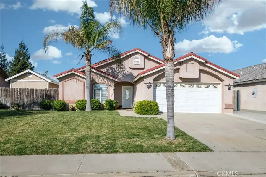 423 N Morningside, Dinuba, CA 93618 - #2