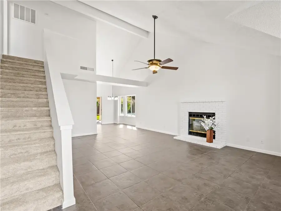 1631 E Deyoung, Fresno, CA 93720 - #3