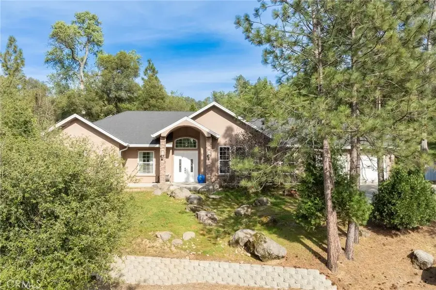 36919 Deer Path Circle, Coarsegold, CA 93614 - #2