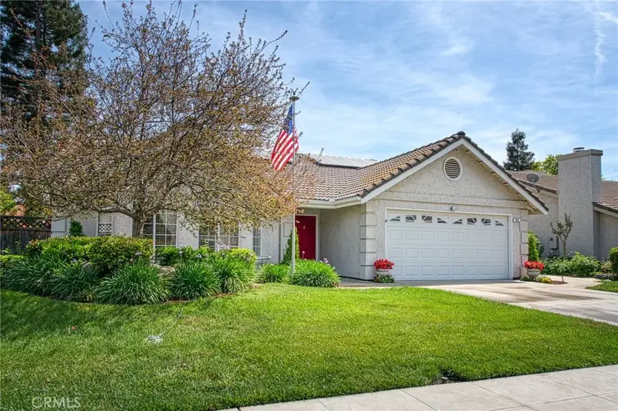 335 Mckelvy, Clovis, CA 93611 - #3