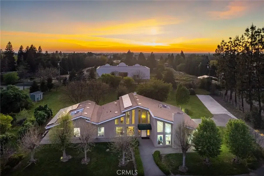 12235 Willow Avenue, Clovis, CA 93619 - #2