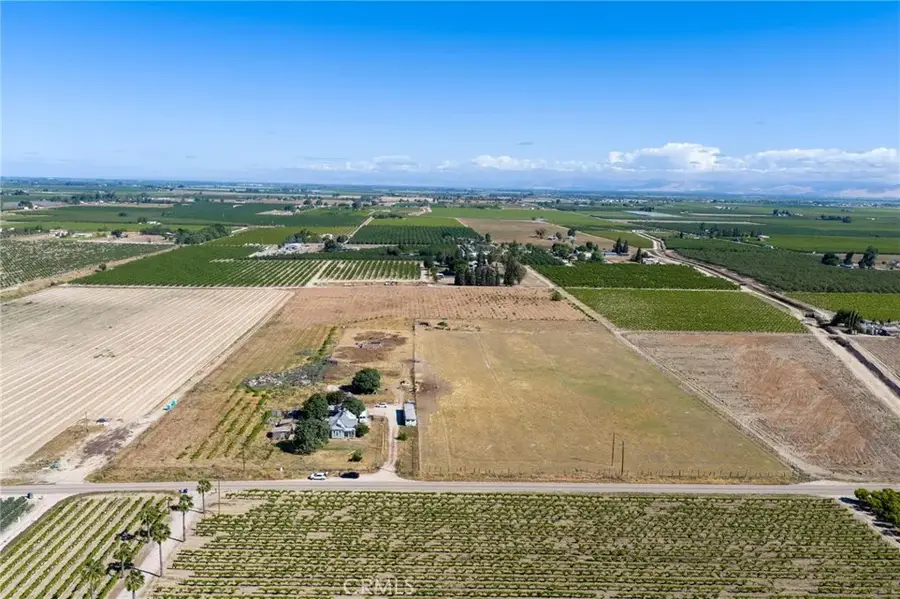 12656 E Nebraska Ave, Selma, CA 93662 - #2