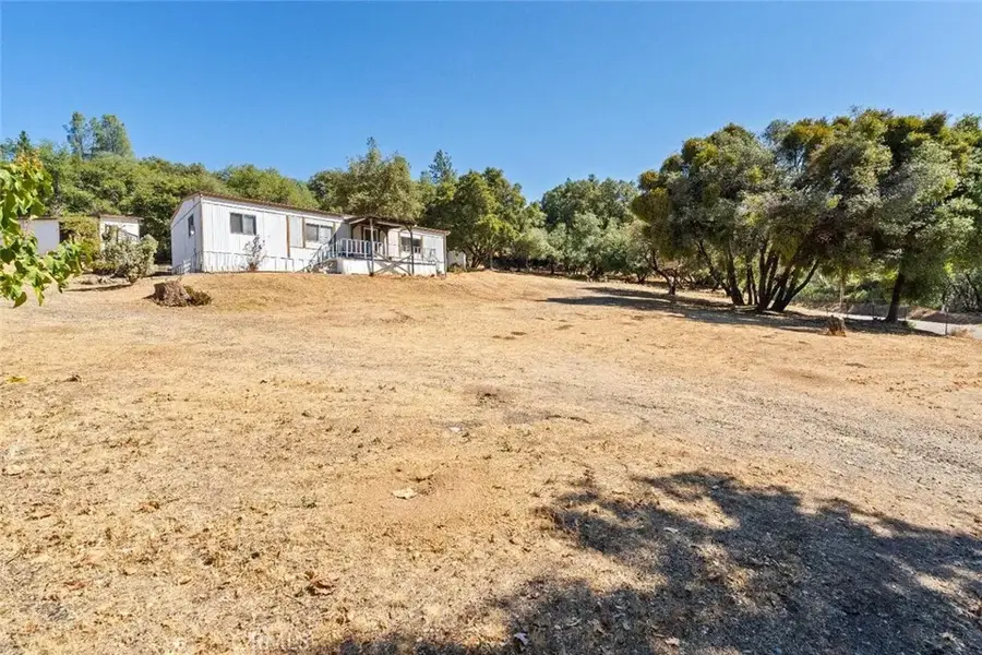 40882 Jean Road, Oakhurst, CA 93644 - #2